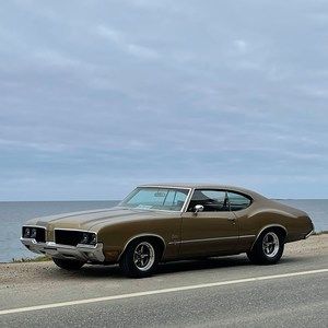 Meet your Posher, Edin